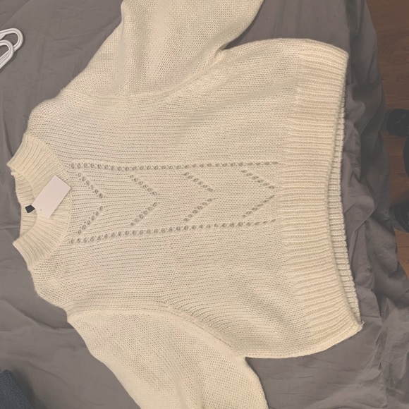 NWT knit sweater! - Picture 1 of 3